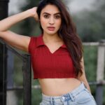 Priyanka KD Instagram - Lyrics 🤔……. #reelsinstagram #reelitfeelit #reelsindia #trendingreels #viral