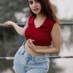 Priyanka KD Instagram - Dilll tenu de ditttaa ……. #reels #reelitfeelit #reelsinstagram #reeducaçãoalimentar #dil #priyankakholgade #trendingreels
