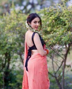 Priyanka KD Instagram - कैसा है look ? with different style सारी and southstyle ….

#priyankakholgade #instagram #instagood #instadaily #photography #photooftheday #love #lifestyle #saree #sareefashion #sareelove #sareelover #hyderabad #mumbai #maharashtra #southstyle #telugu