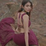 Priyanka KD Instagram – कागज पे तो अदालत चलती है , हमने तो तेरी आँखों के फ़ैसले मंज़ूर किये !

#priyankakholgade #instagram #instagood #photography #photooftheday #instagood #photo #love #lifestyle #life #mumbai #maharashtra #pose #saree #sareelove #sareefashion #sareelovers #hyderabad #telugu