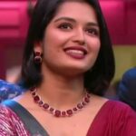 Priyanka M Jain Instagram – ♥ 😍 

Outfit by : @rayneesbrides
Jewellery: @alluringaccessories.a2

#biggbossseason7 #biggbosstelugu #priyankajain #priyankabb7 #piyu #bb7 #starmaa #disneyplushotstar #BiggBossTelugu7 #priyankaonbbtelugu7 #BiggBossTelugu7 #biggboss7telugu