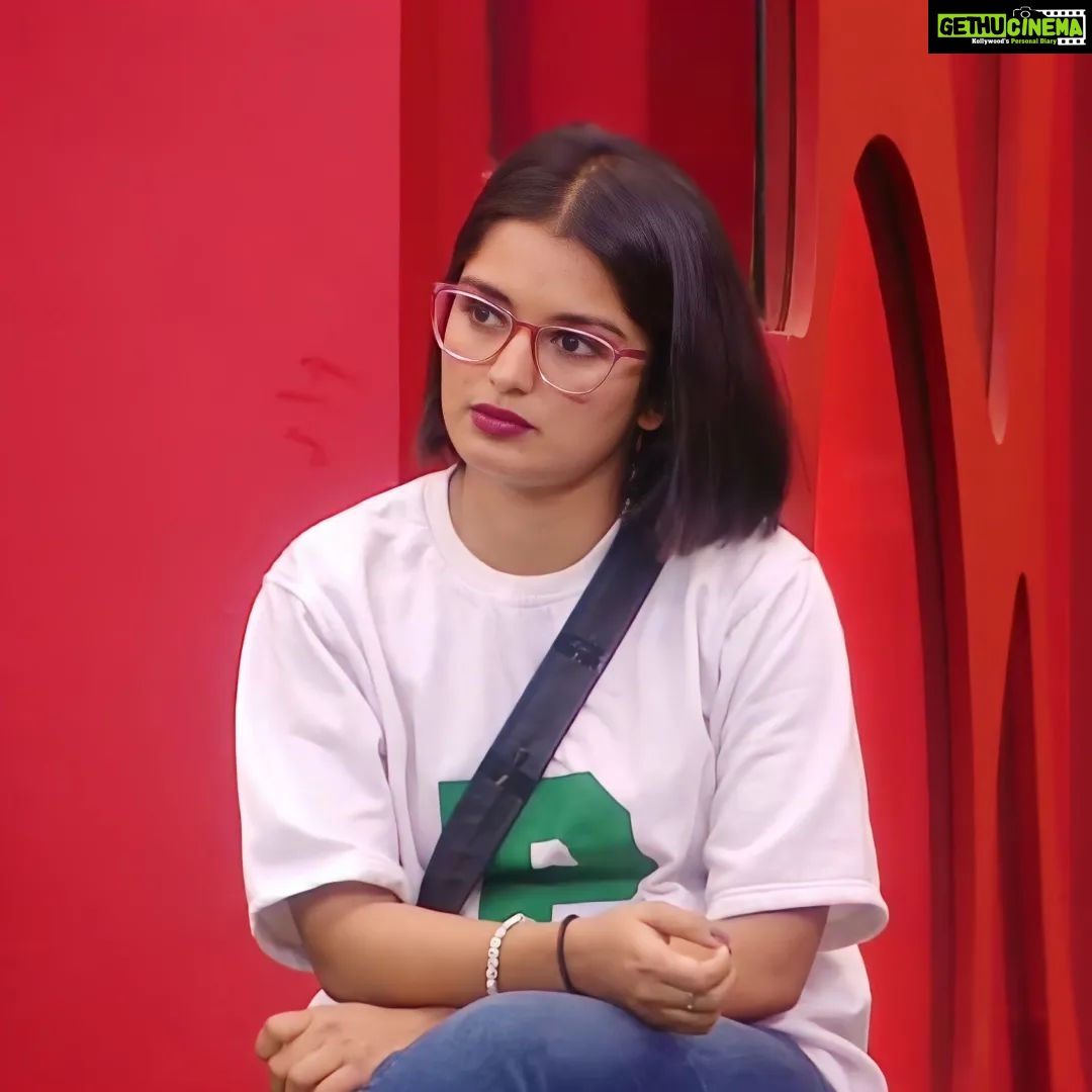 Priyanka M Jain Instagram - 🔥 🔥 Outfit : @bharishthasclosette #biggbossseason7 #biggbosstelugu #priyankajain #priyankabb7 #piyu #bb7 #starmaa #disneyplushotstar #BiggBossTelugu7 #priyankaonbbtelugu7 #BiggBossTelugu7 #biggboss7telugu