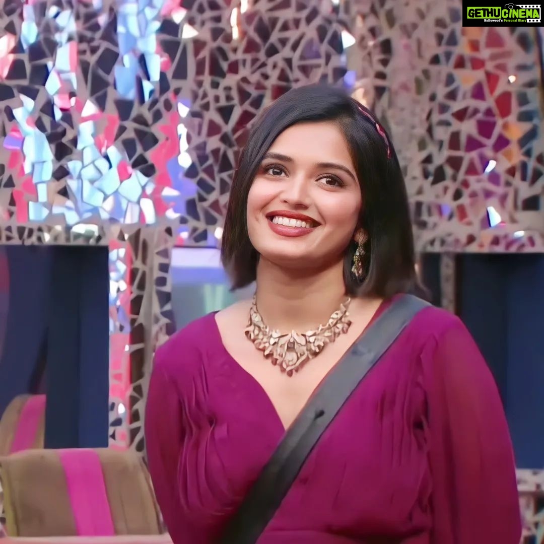 Priyanka M Jain Instagram - Smile, it's free therapy 😍 Outfit by : @vasree_couture Jewellery: @alluringaccessories.a2 #biggbossseason7 #biggbosstelugu #priyankajain #priyankabb7 #piyu #bb7 #starmaa #disneyplushotstar #BiggBossTelugu7 #priyankaonbbtelugu7 #BiggBossTelugu7 #biggboss7telugu