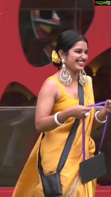 Priyanka M Jain Instagram - Sunday Funday π Outfit by : @eeshadesignsofficial Jewellery : @fashioncurvee #biggbossseason7 #biggbosstelugu #priyankajain #priyankabb7 #piyu #bb7 #starmaa #disneyplushotstar #BiggBossTelugu7 #priyankaonbbtelugu7 #BiggBossTelugu7 #biggboss7telugu
