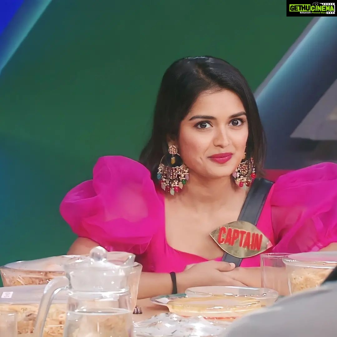 Priyanka M Jain Instagram - Pink love ♥ Outfit: @labelmacara Jewellery: @fashioncurvee #biggbossseason7 #biggbosstelugu #priyankajain #priyankabb7 #piyu #bb7 #starmaa #disneyplushotstar #BiggBossTelugu7 #priyankaonbbtelugu7 #BiggBossTelugu7 #biggboss7telugu