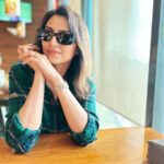 Priyanka Mondal Instagram - Each day, in itself, brings with it an eternity #potrait #potraitphotography #priyankamondalofficial #instagood #instadaily