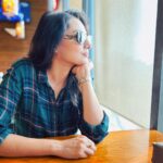 Priyanka Mondal Instagram - Each day, in itself, brings with it an eternity #potrait #potraitphotography #priyankamondalofficial #instagood #instadaily