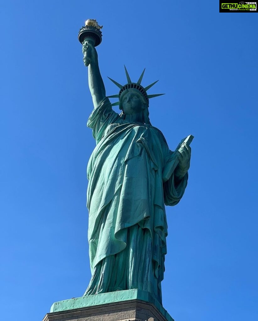 Priyanka Nair Instagram - Statue of liberty 🗽 #newyork #statueofliberty #priyankanair #usa