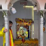 Priyanka Pandit Instagram - #radheradhe #vrindavan #radhikavallabh💖💙🇮🇳 #charan #radhikavallabh #Vrindavan ❤️ #radhe #radhe #krishna💙💖🙏🏻✨ @shriradhikavallabhmandir 🙏🏻💙❤️🥀 #instagood #instagram #instalike 🙏🏻🙏🏻 #insta #instadaily #reels 💙💙💙 #reelsinstagram #yuvraj #ujjawalgoswami #radhikavallabh #radhikavallabhtemple #radhikavallabhmandir #radhikavallabhlal #vrindavan #vrindavandham #bankeybihari #radhavallabh #radhikavallabh #shrihitujjawalgoswami #yuvraj #vivah #shrihitujjawalgoswami #fyp #facebookreels #trending #trend #facebook