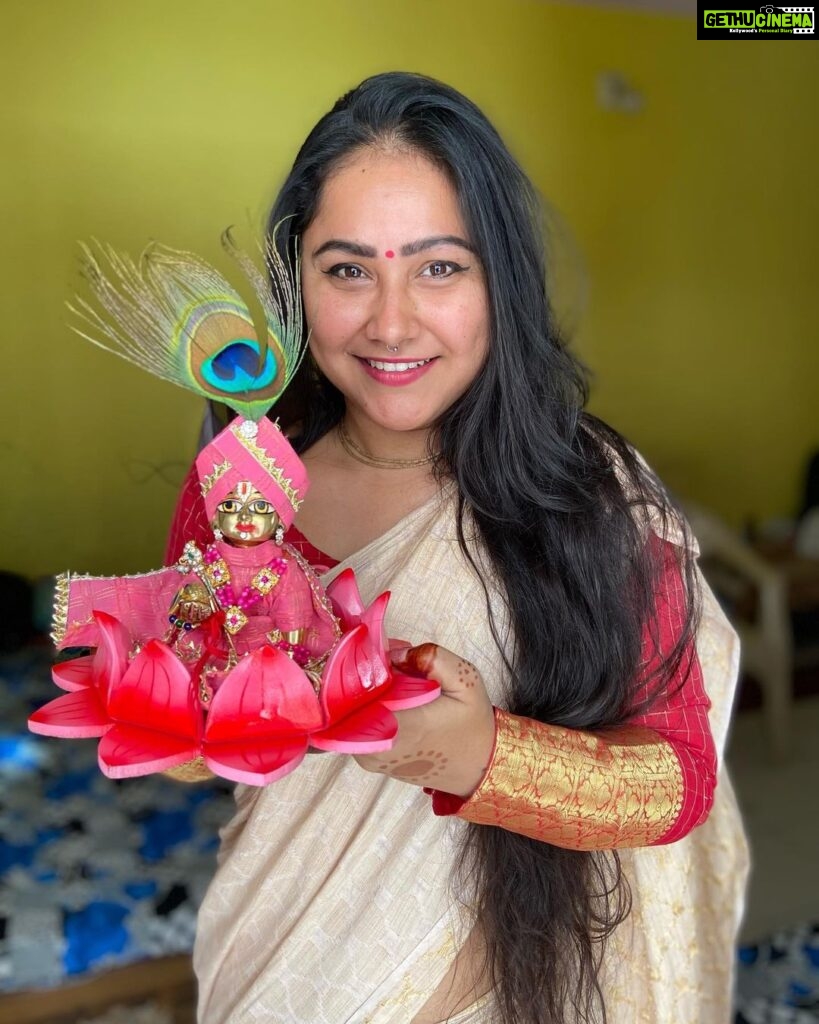 Priyanka Pandit Instagram - Bhai dooj ki subhkamnaye 🥰 missing u 😢 Mumbai, Maharashtra