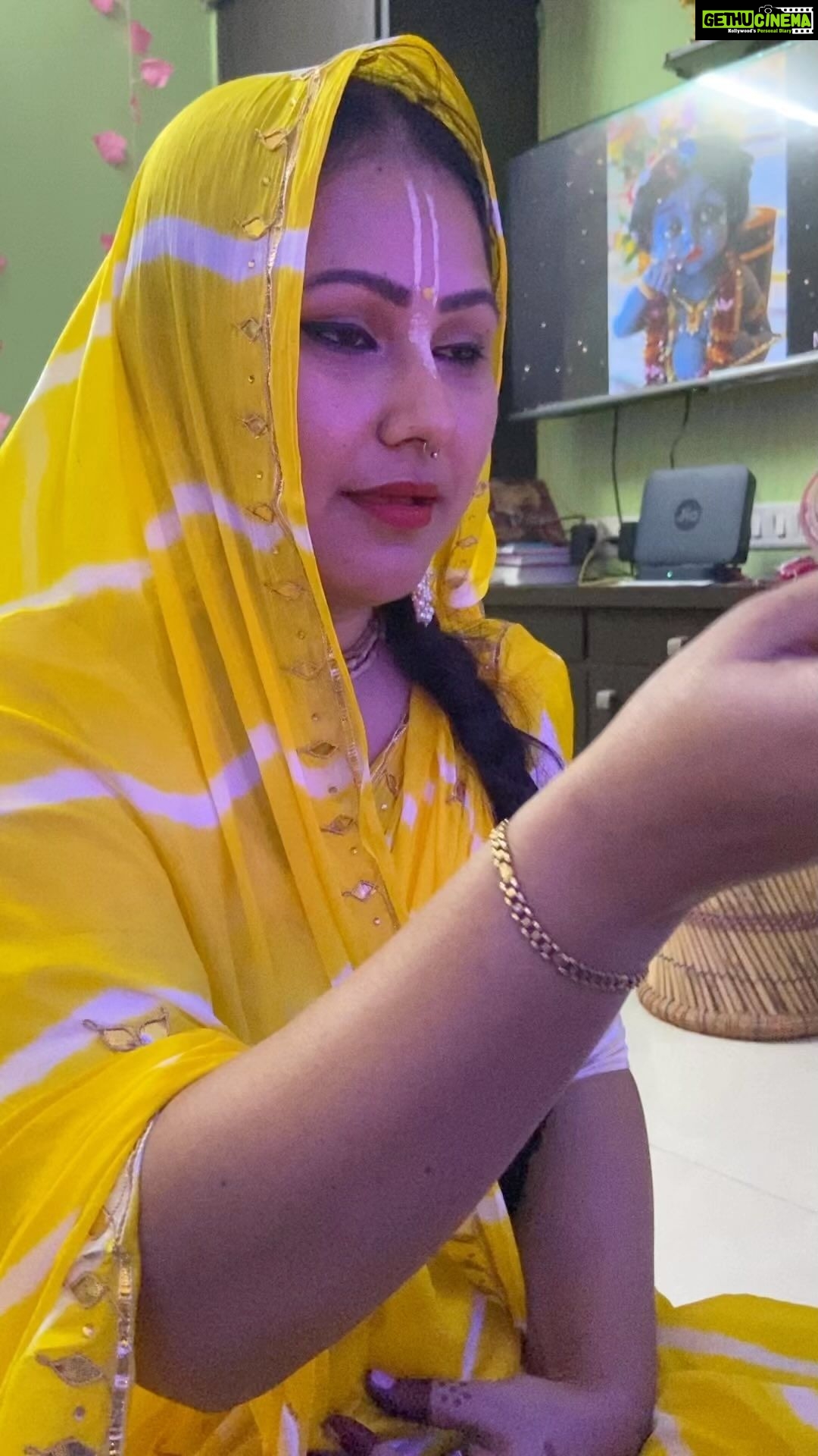 Priyanka Pandit Instagram - Kartik maas deep daan 🥰 dipawali ki subhkamnaye