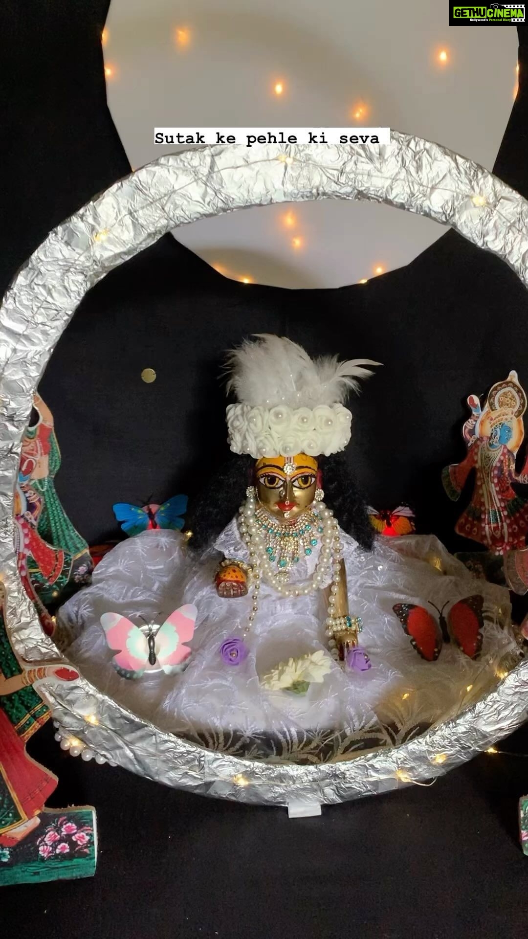 Priyanka Pandit Instagram - Sutak ke pehle kanha ki seva 🥰 chandragrahan or Sharad Purnima ek din