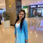 Priyanka Pandit Instagram – भगवद गीता: अध्याय 16, श्लोक 13-15

आसुरी व्यक्ति सोचते हैं, “मैंने आज बहुत धन अर्जित किया है, और अब मैं अपनी यह इच्छा पूरी करूंगा। यह मेरा है, और कल मेरे पास इससे भी अधिक होगा। उस शत्रु को मैंने नष्ट कर दिया है, और मैं दूसरों को भी नष्ट कर दूँगा! मैं स्वयं भगवान की तरह हूं, मैं भोक्ता हूं, मैं परिपूर्ण हूं, मैं शक्तिशाली हूं, और मैं खुश हूं। मैं धनी हूं और मेरे उच्च पदस्थ रिश्तेदार हैं। मेरे बराबर और कौन है? मैं (स्वर्गीय देवताओं के लिए) यज्ञ करूँगा; मैं भिक्षा दूँगा; मैं आनन्दित होऊंगा।” इस प्रकार वे अज्ञान से मोहित हो जाते हैं। Mumbai, Maharashtra