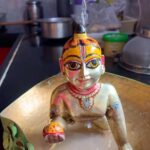 Priyanka Pandit Instagram - Sab Prabhu ki kripa he jo hme apne Das ke roop main swikar kiya he 🥰 Mumbai, Maharashtra