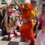 Priyanka Pandit Instagram – Jai Shree Radhe 🦚🥰💙 @priyanka_pandit_ Sri Sri Radha Rasabihari Temple, ISKCON Juhu, Mumbai (Official)