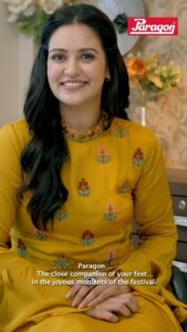 Priyanka Sarkar Instagram - Soumya, my stylist, works behind the scenes to make things so much better for me, even during the festive season. Just like @paragonfootwear! This Pujo, I’m all set to step out in style with the stylish range of footwear from Paragon. And you? #ParagonFootwear #Pujo2023 #ParagonComfort #QualityFootwear #FootwearIndia #FestiveSeason #FestiveCelebration #CelebrateInComfort #StepIntoFestivities #FootwearForFestivals #FestiveFootwear