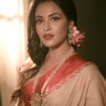 Priyanka Sarkar Instagram - সৌন্দর্যের স্পর্শে হয়ে উঠুন আকর্ষণীয় প্রিয় গোপাল বিষয়ীর শাড়ীতে | বেছে নিন নিজের শ্রেষ্ঠ ডিজাইনার শাড়ী তাদের পুজোর সম্ভার থেকে | @priyagopalbishoyiofficial #PriyaGopalBishoyi #Saree #EthnicFashion #TraditionalWear #Sarees #DurgaPuja2023