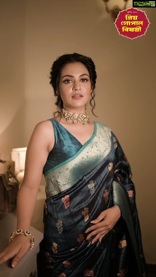 Priyanka Sarkar Instagram - শাড়ির রঙে মিশে যাক উৎসবের রং! উৎসবের মরশুম করে তুলতে রঙিন সঙ্গে থাকুক @priyagopalbishoyiofficial... #PriyaGopalBishoyi #Saree #EthnicFashion #TraditionalWear #Sarees #Sari #SareeStyle #SareeFashion #SareeCollection #PujoCollection