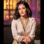 Priyanka Sarkar Instagram - For @aajkaal.in #Pujabarshiki ... Clicked by @sayantan_dutta_photography Styling @fashiondoctor_official Makeup @makeup_abhijithchanda