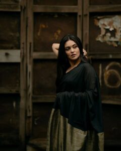 Priyanka Sarkar Instagram - #KolkataClassic ...

@ami_baundule 

@makeupbybithikabenia 
@moumitasani 

@bhaskar5100 
@abhireporting