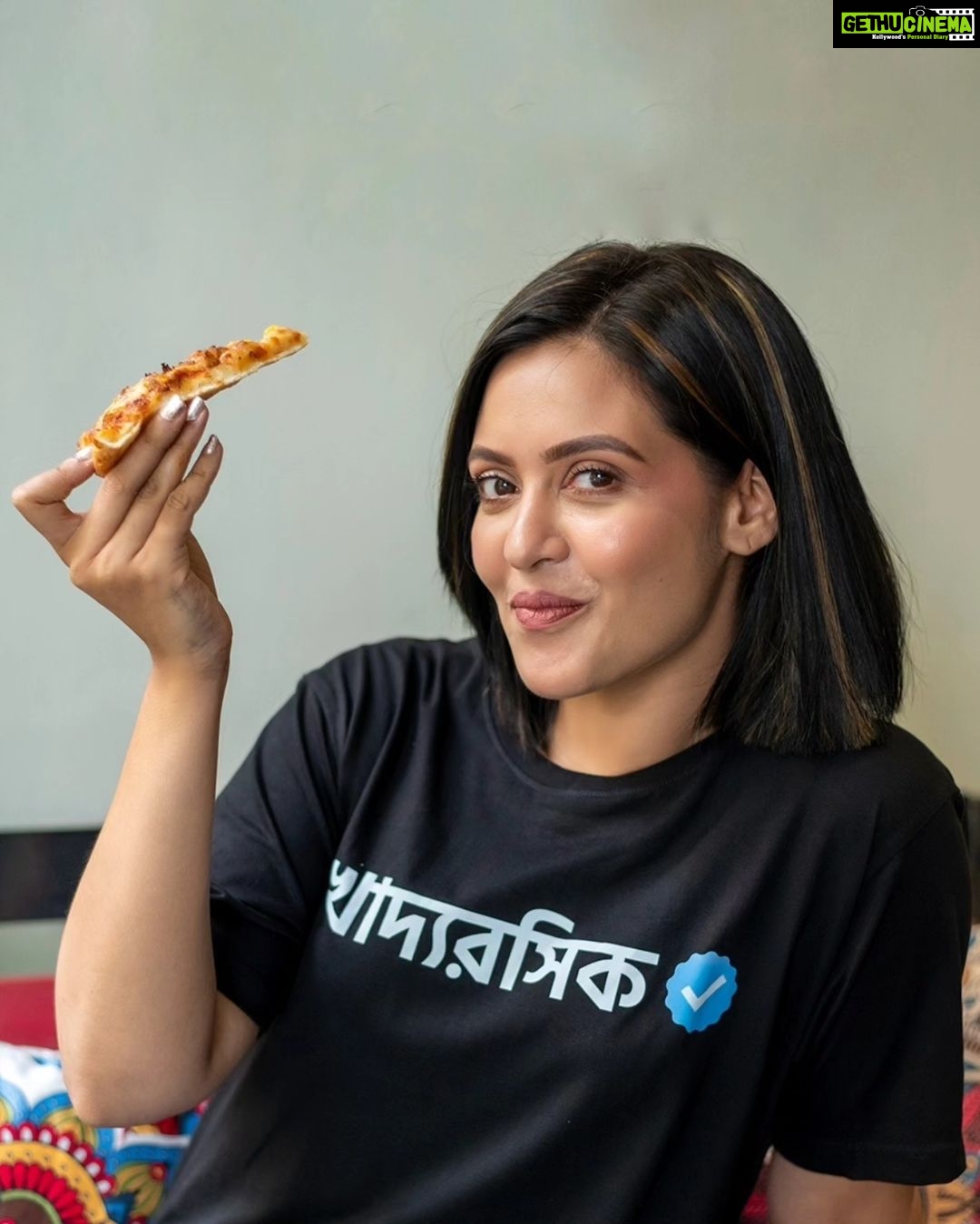 Priyanka Sarkar Instagram - 🍕🌭🍔🍟🥪🌮🌯 ...