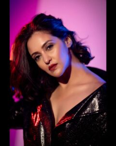 Priyanka Sarkar Instagram - 🌌 ...

@imsayandey 

@makeupbysumanganguly 
@stylebytanvi 

@abhireporting 
@bhaskar5100