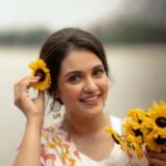 Priyanka Sarkar Instagram - 🌻🌻🌻 ...