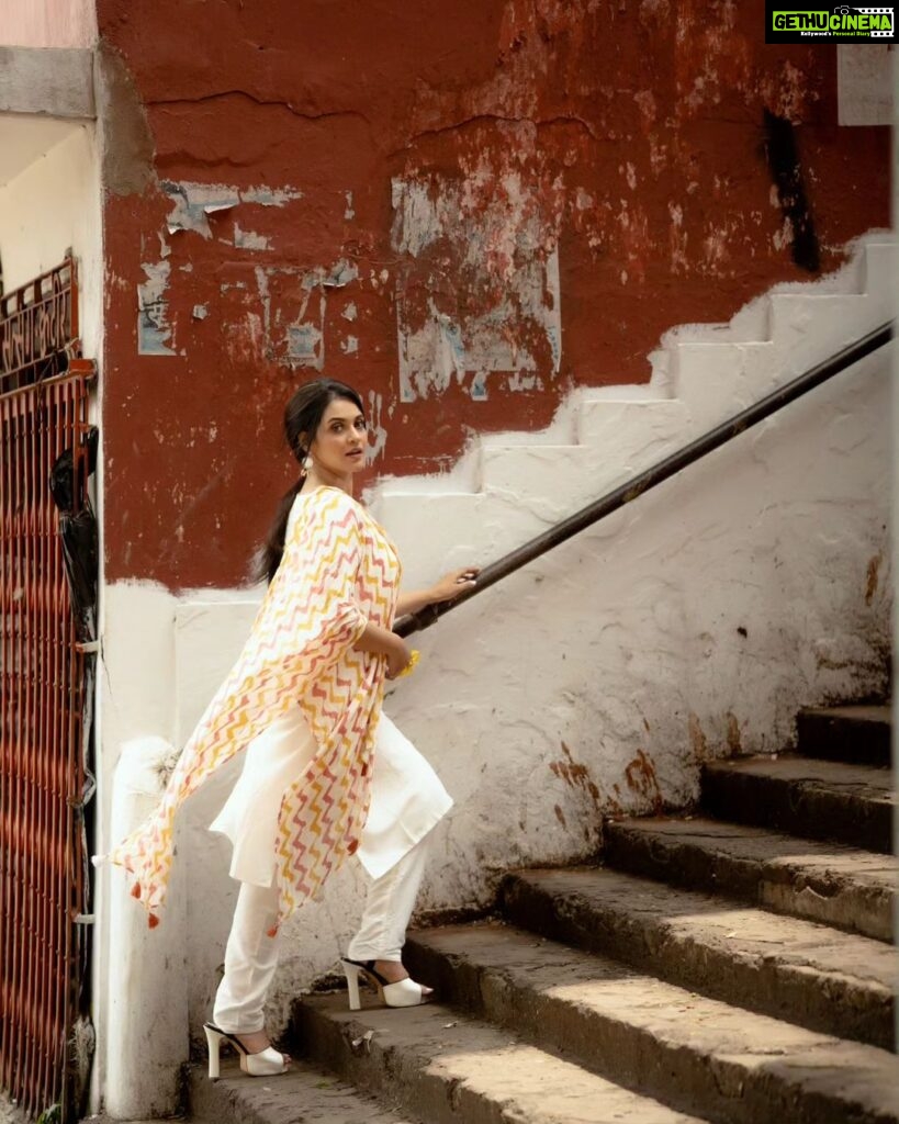 Priyanka Sarkar Instagram - ... #KolkataClassic