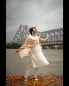 Priyanka Sarkar Instagram - 🏵🏵🏵 ... #KolkataClassic ...
