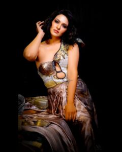 Priyanka Sarkar Instagram - Wearing @fashionabhishek 

Captured by @rehan_chakraborty_official 

Makeup @suro.make_up_artist 

@abhireporting
@bhaskar5100