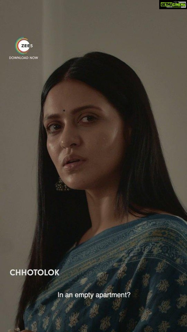Priyanka Sarkar Instagram - দাম্পত্য জীবনের সমস্যাই কি সম্পর্কের মধ্যে ব্যবধানের কারণ? "ছোটলোক" Web Series আসছে 3rd November only on @zee5 ! #ChhotolokOnZee5 #KeChhotolok #ErporKi #AroBeshiEntertainment #ZEE5 @zee5_bangla @indranee_halder | @gauravchakrabarty | @ushasi | @damineeb | @ushasieofficial | @loka_loknath | @joydeep0906 | @sabuj_b_positive | @tapasya_dasgupta | @soumya_cherrypix
