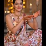 Priyanka Sarkar Instagram - @qwomanindia @somnath_roy_photography @fashiondoctor_official @makeupbysumanganguly @moumitasani