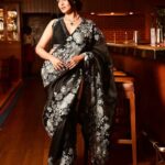 Priyanka Sarkar Instagram - For @t2telegraph ... @priyankaroy.11 📸 @pabsclick 🥻 @stylebysumit 💄 @makeupbybithikabenia @moumitasani #throwback