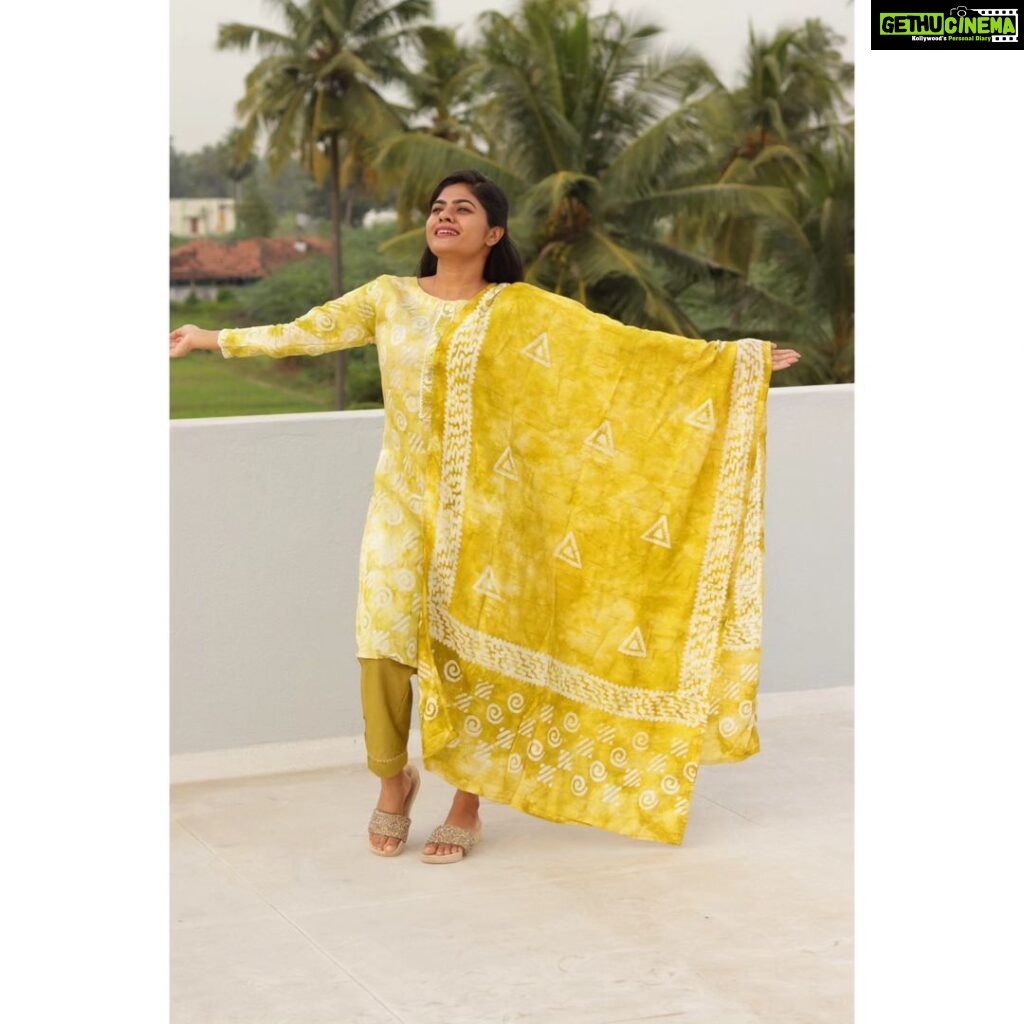 Priyankha Masthani Instagram - Outfit:- @_vastiram_ #priyankhamasthani #priyankha #villagegirl #salemponnu #masthani #priyanka #mastani #chudidhar #outfit Selam Tamilnadu India