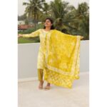 Priyankha Masthani Instagram - Outfit:- @_vastiram_ #priyankhamasthani #priyankha #villagegirl #salemponnu #masthani #priyanka #mastani #chudidhar #outfit Selam Tamilnadu India