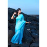 Priyankha Masthani Instagram - 🤍🤍🤍 Pc:- @colorgram.photography Makeover:- @rashi__makeupartist #priyankhamasthani #priyankha #villagegirl #salemponnu #masthani #priyanka #mastani #beachshoot #bluesaree #photoshoot #sareeshoot