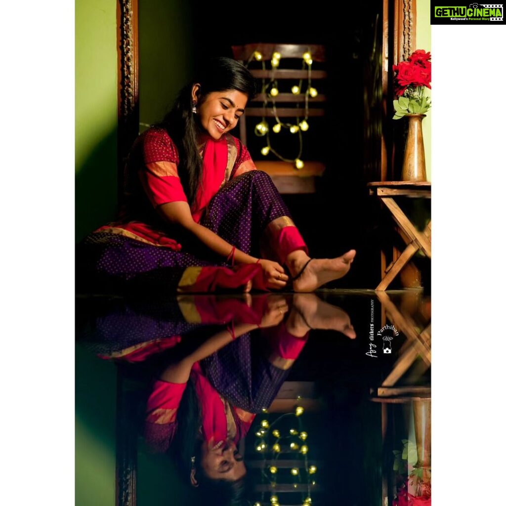 Priyankha Masthani Instagram - நீயருகிலிருந்தால் இருளிலும் நான் பௌர்ணமியே... Outfit:- @the_apparelstores Pc:- @ajay_clickers___photography_ My Home Sweet Home