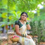 Priyankha Masthani Instagram – ஆசை ஊற்றெடுக்கும் போதெல்லாம் அணை போடுகிறது நாணம்….
Makeover:- @rashi__makeupartist 
Pc:- @colorgram.photography