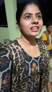 Priyankha Masthani Instagram - Nilavula paati vada sututu irukanga😅