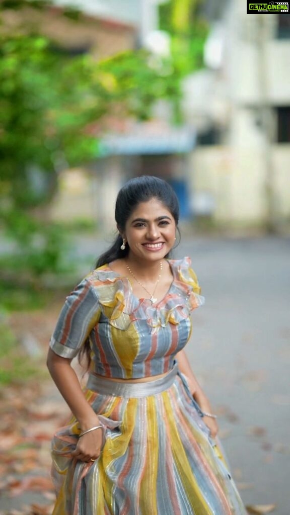 Priyankha Masthani Instagram - அக்டோபர் மாதத்தில்… Vc:- @eyeclickzstudio Makeover:- @rashi__makeupartist Outfit:- @shanus_boutique #thaniyethannanthaniye #October #priyankhamasthani #priyankha #villagegirl #salemponnu #masthani #priyanka #mastani Chennai, India