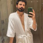 Priyanshu Painyuli Instagram - When I had good facial hair for Major Ram.. Should I keep it often ? Yes - No ? #pippaonprime