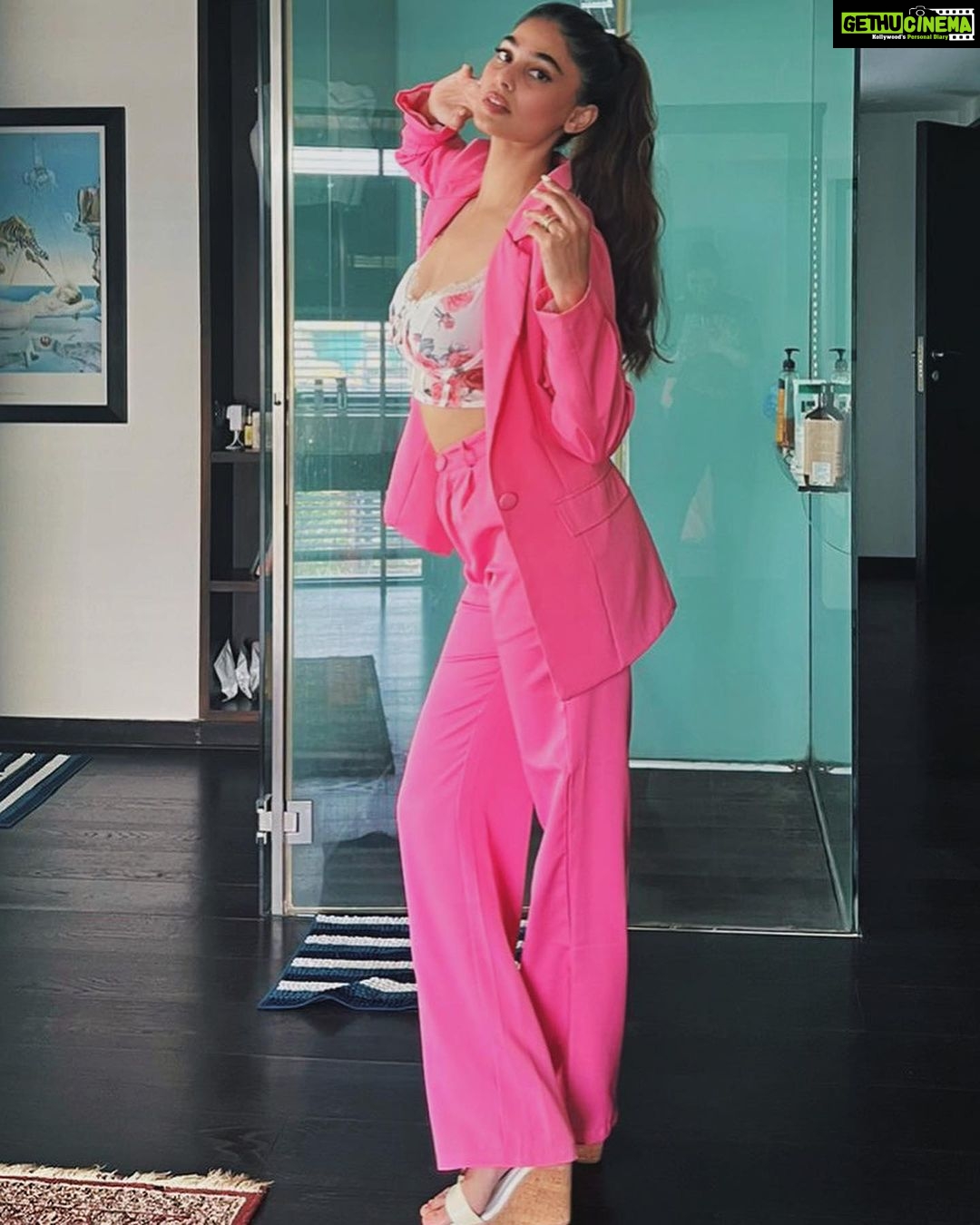 Puja Gupta Instagram - 99% angel but damn that 1% 😇. 😈 Mumbai, Maharashtra
