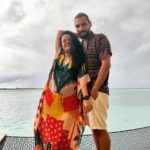 Punit Pathak Instagram - Pehle Jaan, Phir Jaan-e-jaan, Phir Jaan-e-jaana…Ho Gaye ! @nidhimoonysingh . @amariraaya . #AmariRaayaMaldives #Maldives #AmariHotels #Amari #BrightenYourWorld #castawaygoals #amariraayaadventure #husband #wife #couplegoals #love #vacay #psenitak