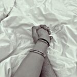 Punit Pathak Instagram - Jachta hi nahi, aankhon mein koi Dil tumko hi chaahe toh kya kijiye @punitjpathakofficial I Sixth Sense You 🖤 . . . . . . #psenitak #love #couple #fun #happy #forever Mumbai, Maharashtra