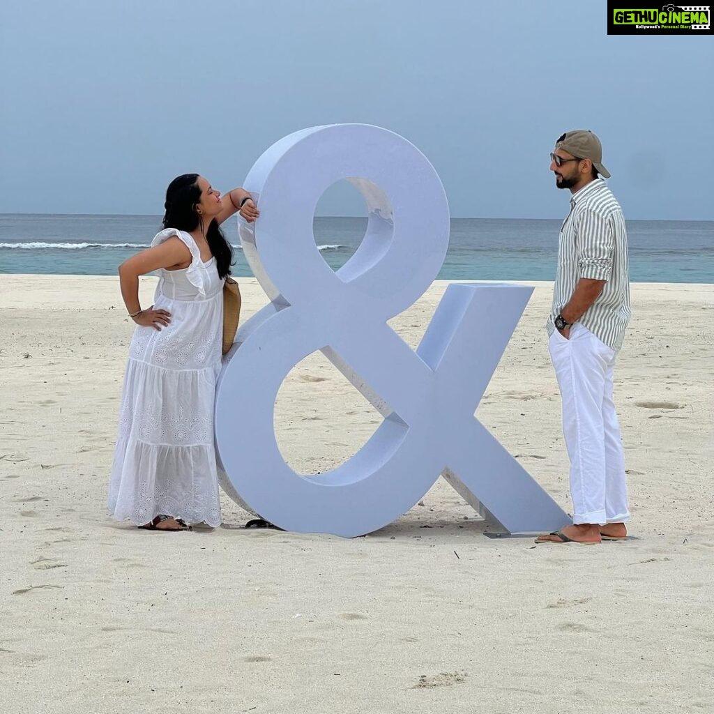 Punit Pathak Instagram - u AND me… forever ! @nidhimoonysingh . @amariraaya . #latepost #holidays #maldives #couple #love #pyaar #fun #friendship #psenitak #instaphoto