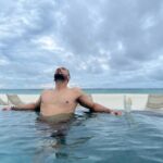 Punit Pathak Instagram - Live (love) life king size @amariraaya . #AmariRaayaMaldives #Maldives #AmariHotels #Amari #BrightenYourWorld #castawaygoals #amariraayaadventure