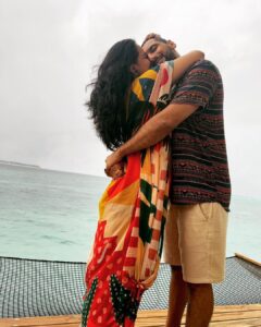 Punit Pathak Instagram - Pehle Jaan, Phir Jaan-e-jaan, Phir Jaan-e-jaana…Ho Gaye ! @nidhimoonysingh 
.
@amariraaya 
.

#AmariRaayaMaldives #Maldives #AmariHotels #Amari #BrightenYourWorld #castawaygoals #amariraayaadventure 
#husband #wife #couplegoals #love #vacay #psenitak