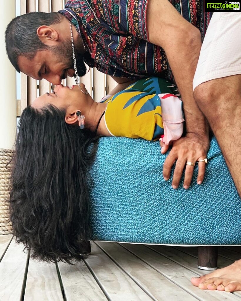 Punit Pathak Instagram - Nothing much just lots of Oxytocin, Dopamine , Serotonin and Endorphins when @punitjpathakofficial is around 🤍 . . . . . . #psenitak #happiness #love #fun Amari Raaya Maldives