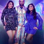 Punnagai Poo Gheetha Instagram - It’s that Season to tap your feet and say ‘Fun Maaro’! ‘Sila Nodigalil’ promo song is out now! So get your dance shoes out and Click the link in the Bio! @vinaybharadwaj1 @richardrishi @yashikaaannand @punnagaipoogheetha @saregamatamil @masalacoffeeband @varun.sunil @amalsivan_official @kukarthikoffl @blackswankg #SilaNodigalil #Masalacoffee #FunMaaro #VarunSunil #Song #Thriller #Drama #VinayBharadwaj #RichardRishi #PunnagaiPooGheetha #YashikaAannand #tamilfilm #cinema