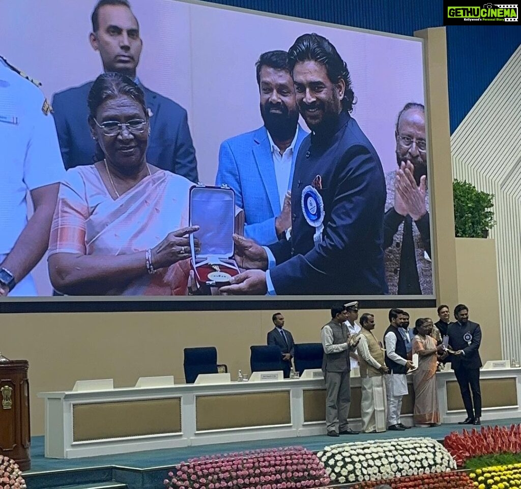 R. Madhavan Instagram - A big heartfelt Thank you to entire Rocketry team & every one who supported our dream movie Rocketry. Words are not enough to express our sincere gratitude for this journey which has reached the highest national honour with us winning the Best Film at the 69th National Film Awards. #69thnationalfilmawards Vigyan Bhawan